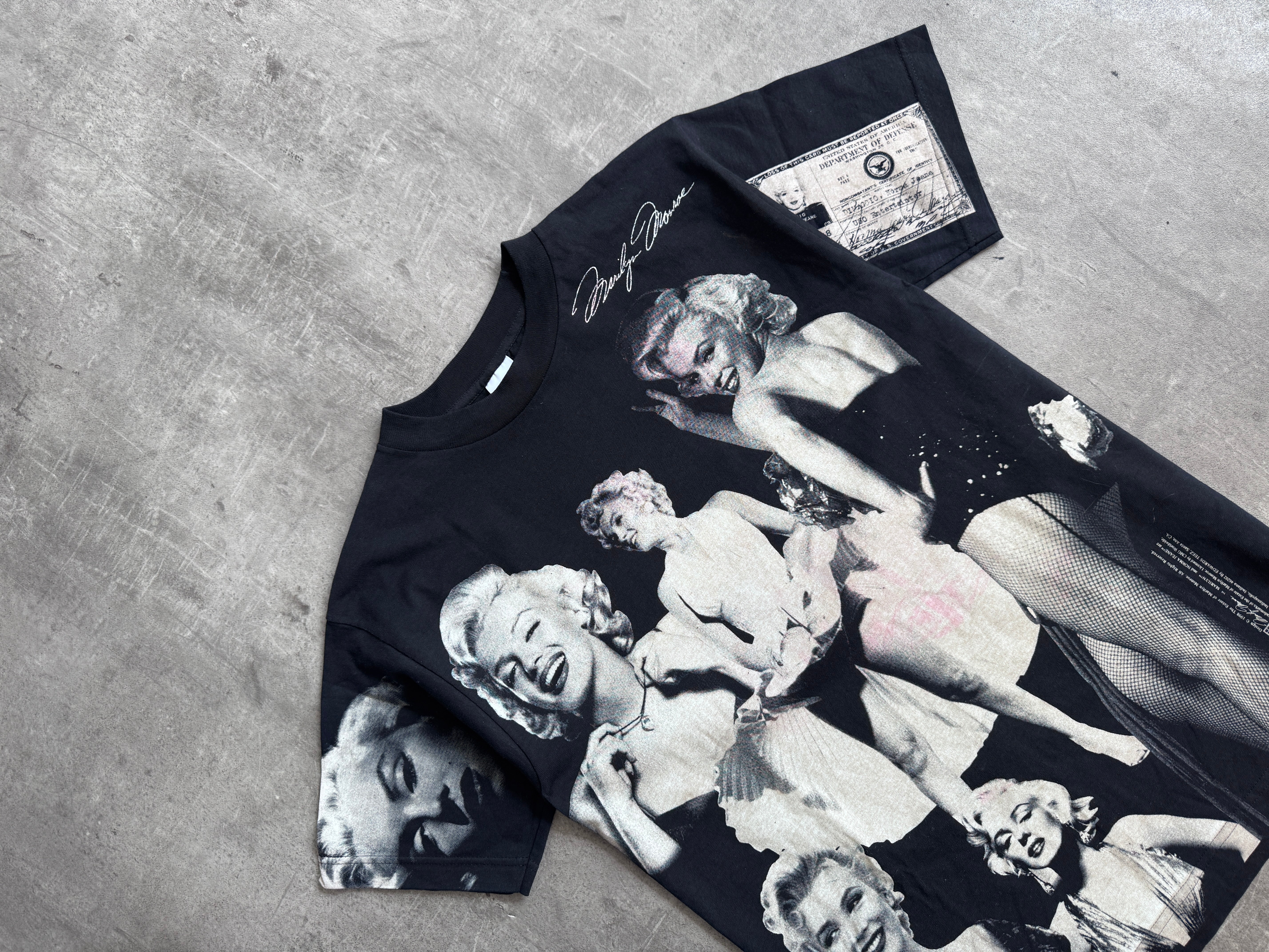 1998 Marilyn Monroe Popart All Over Print Graphic Tee – Vintage
