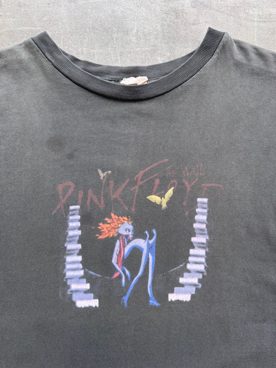 1990's Pink Floyd The Wall Faded Black Graphic Tee