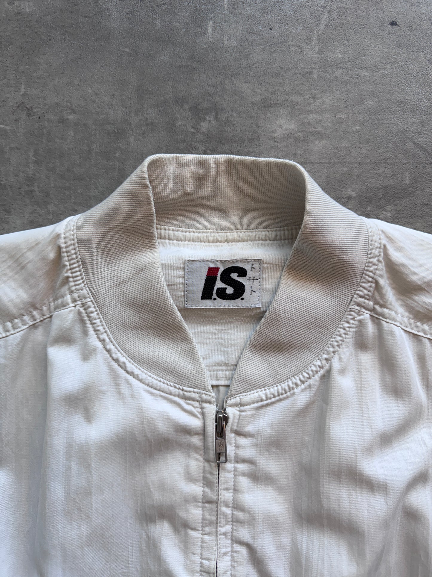 Issey Miyake Chisato Tsumori Design Lightweight Bomber Jacket. FA : 276