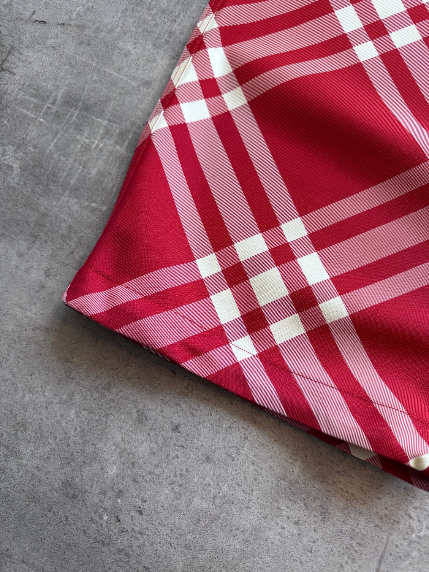 Burberry Red Nova Check Nylon Cargo Trousers. FA : 276