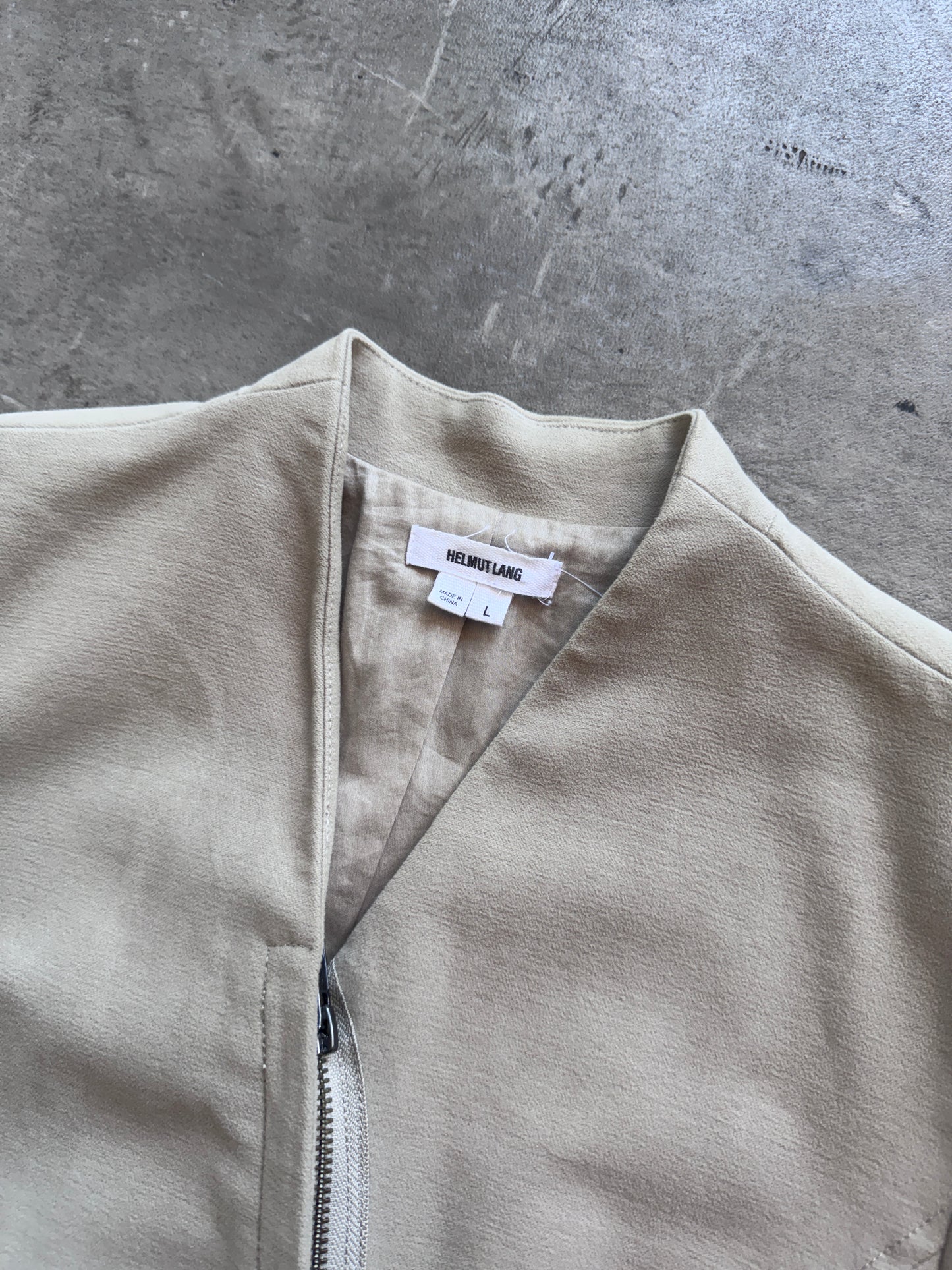 Helmut Lang Curved Zip Up Coat. FA : 276