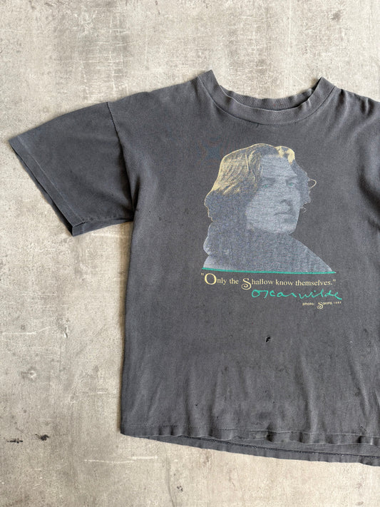 1990s Oscar Wilde "Only the shallow know themselves" Graphic Tee