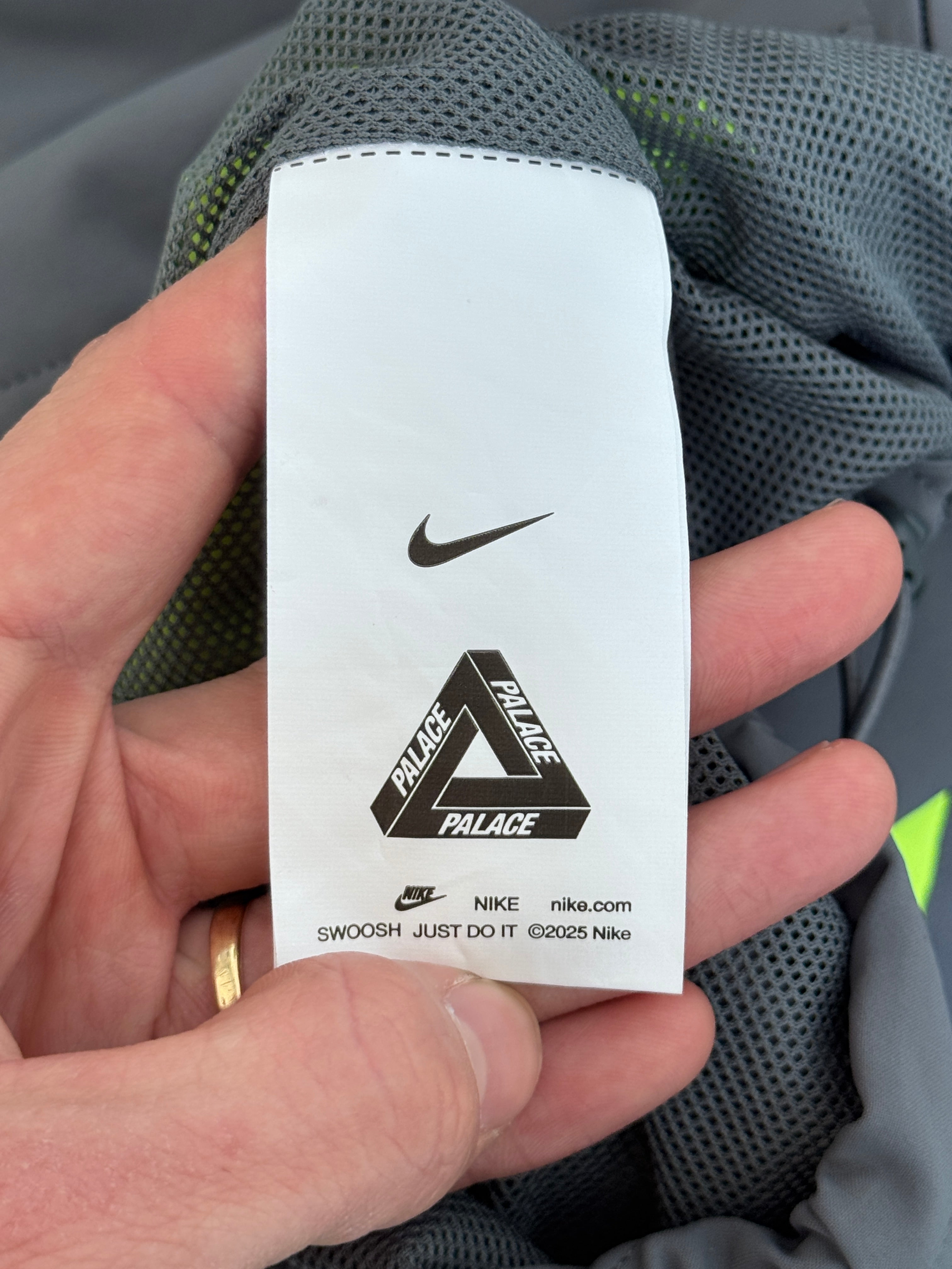 PALACE NIKE TOTAL P90 TRACK JACKET GREY – Vintage
