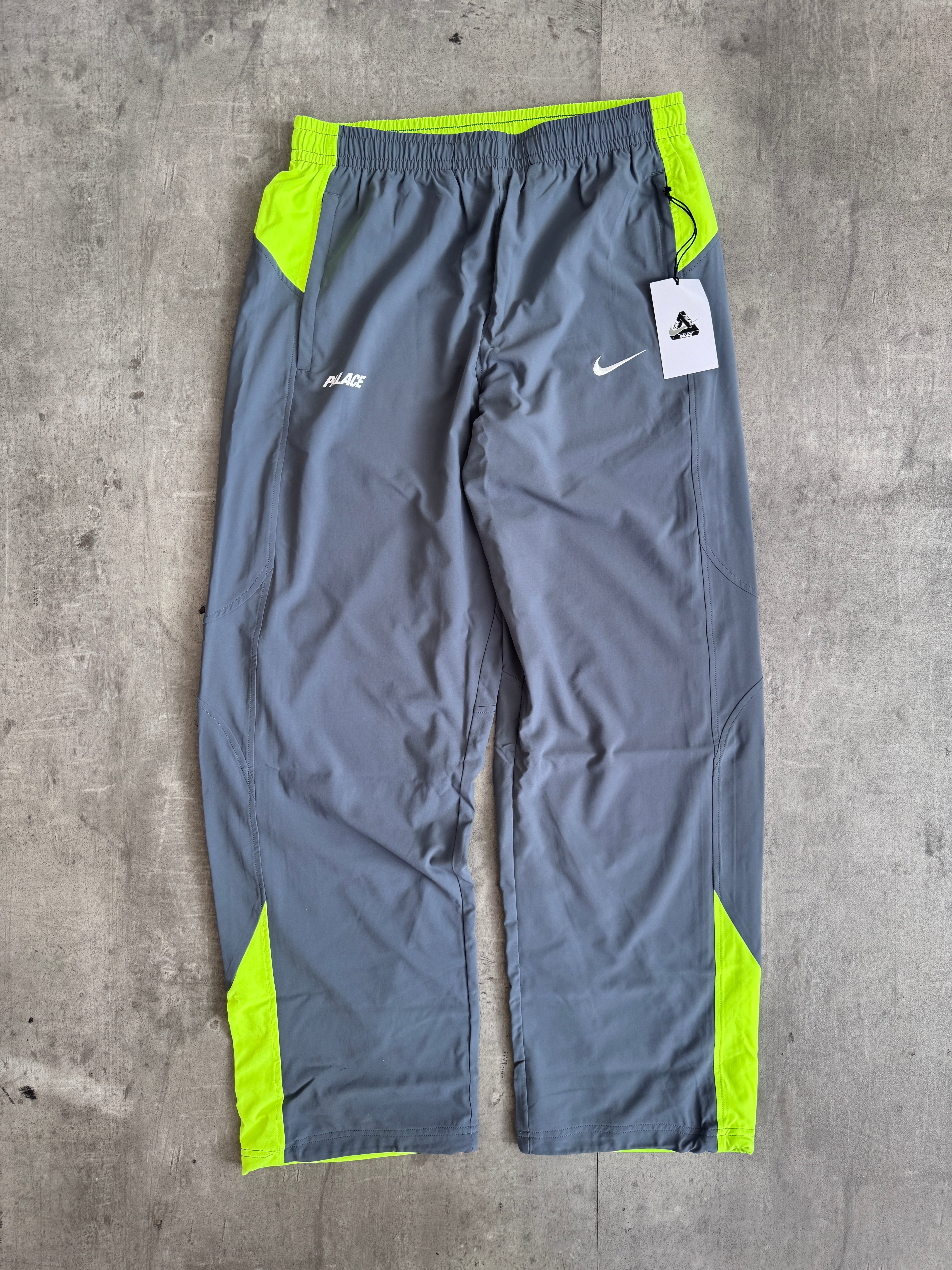 PALACE NIKE TOTAL P90 TRACK BOTTOM GREY – Vintage
