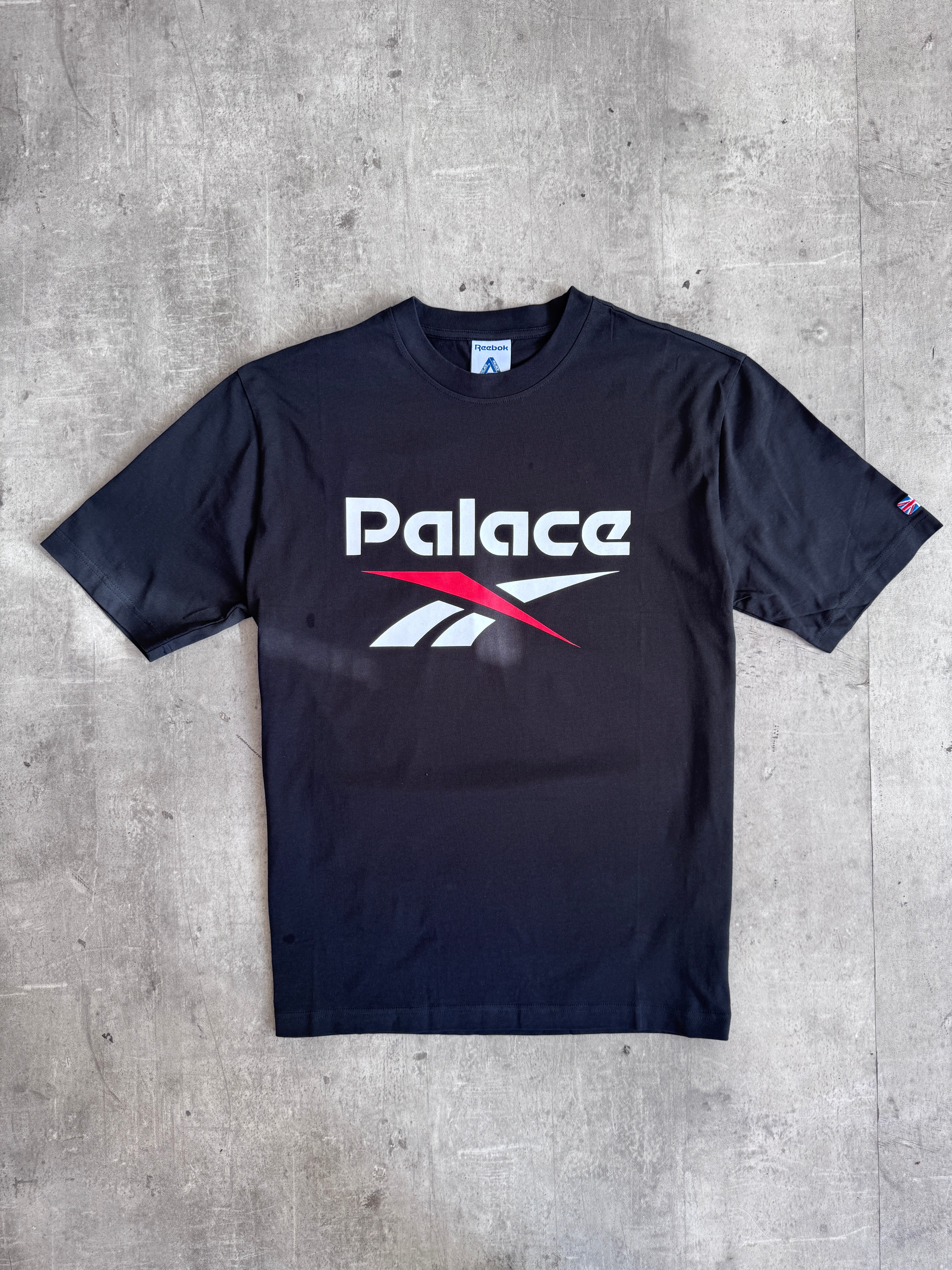 PALACE REEBOK P-BOK T-SHIRT BLACK – Vintage