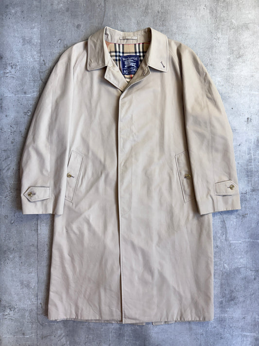 Burberry Classic Single Breasted Beige Trench Coat