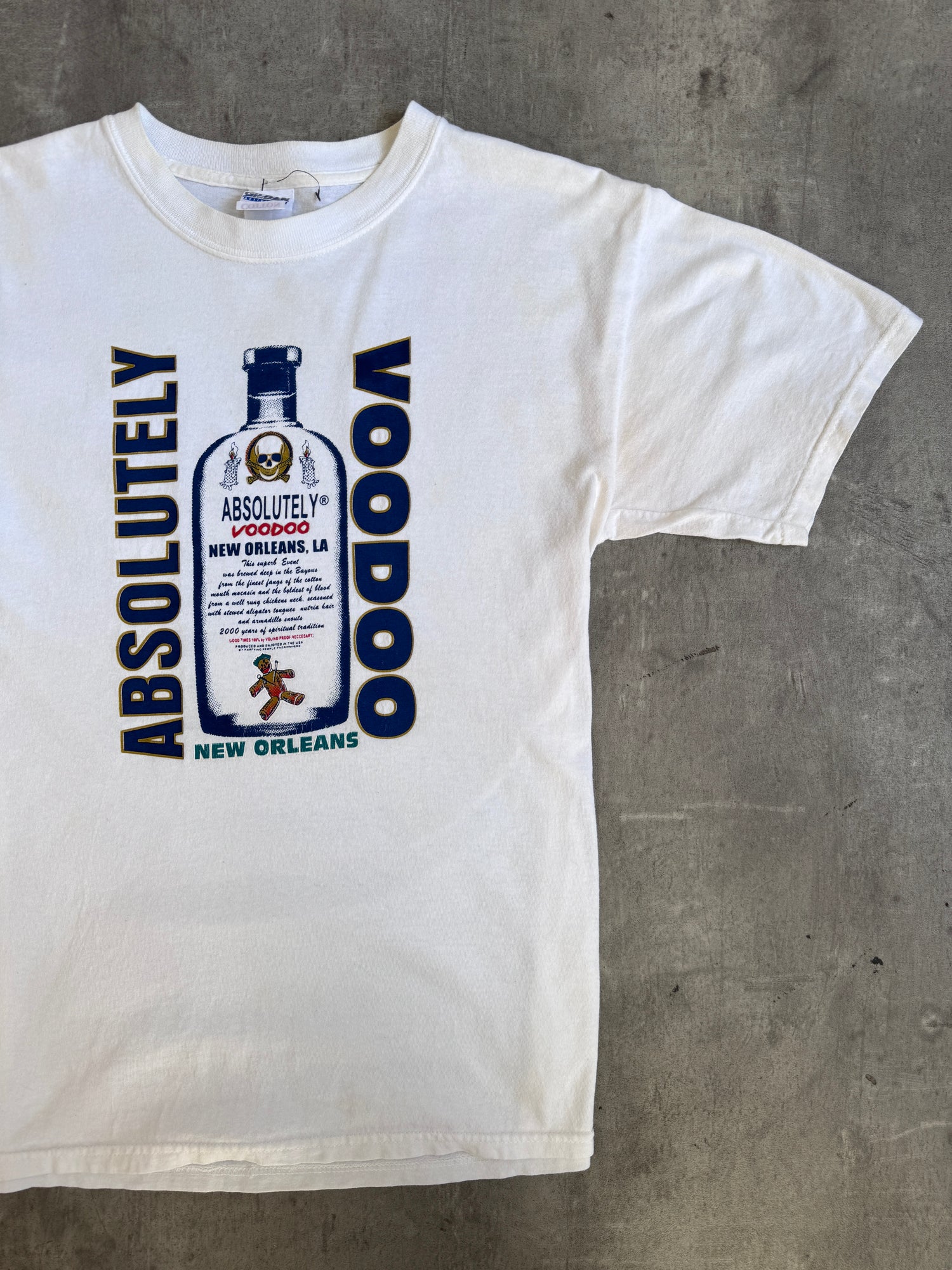 1990 Absolut Vodka 'Absolutley Voodoo' New Orleans Graphic Tee