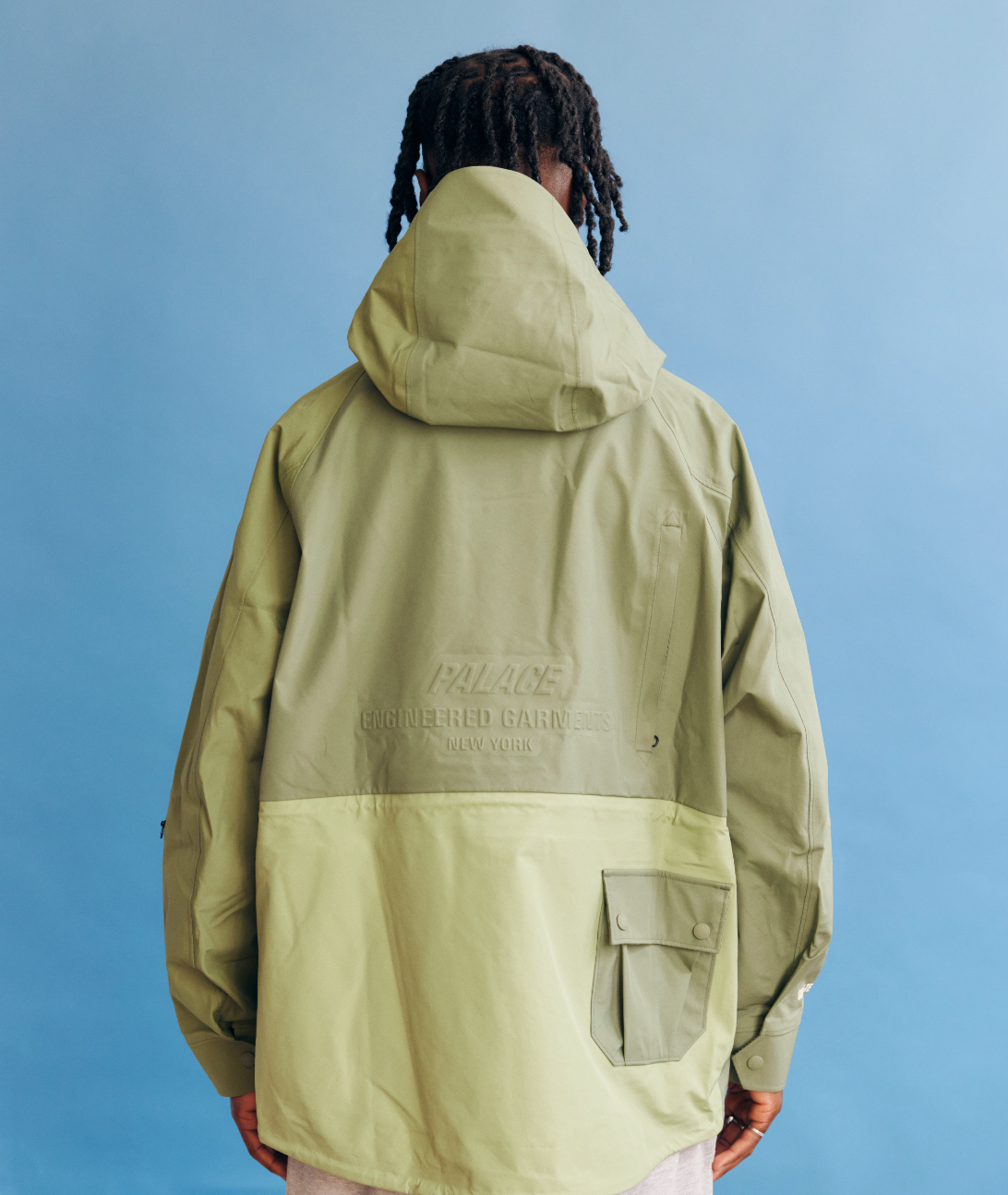 Palace Engineered Garments Gore-Tex Field Parka Olive